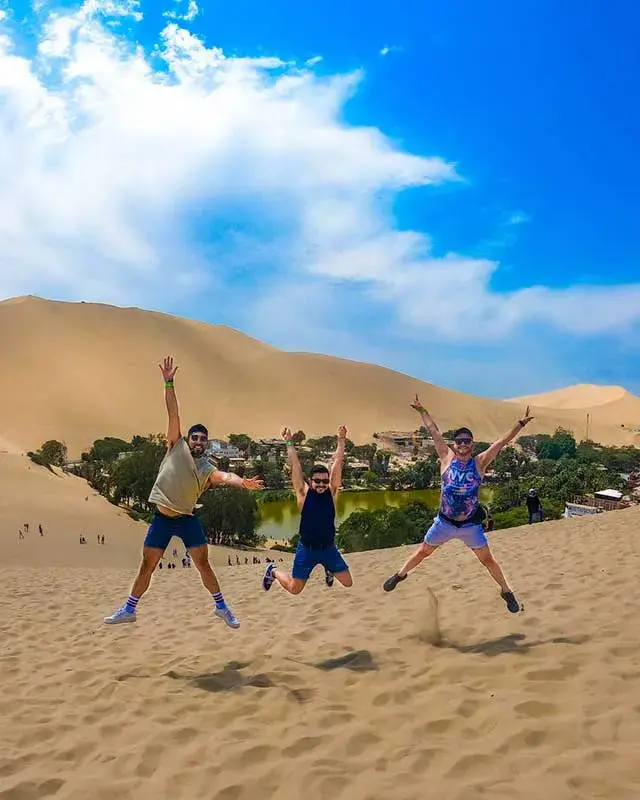 huacachina-tour-paracas-ica